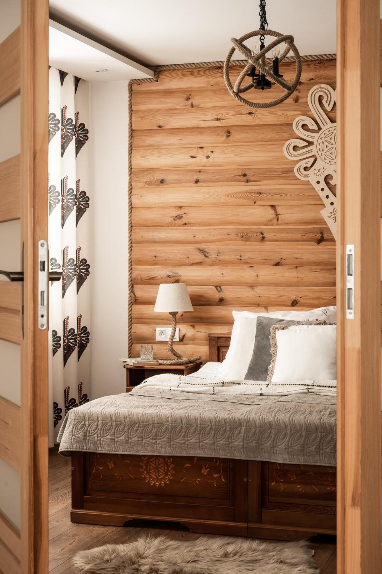 Odskocznia - Sauna, Centrum - Skocznia, *